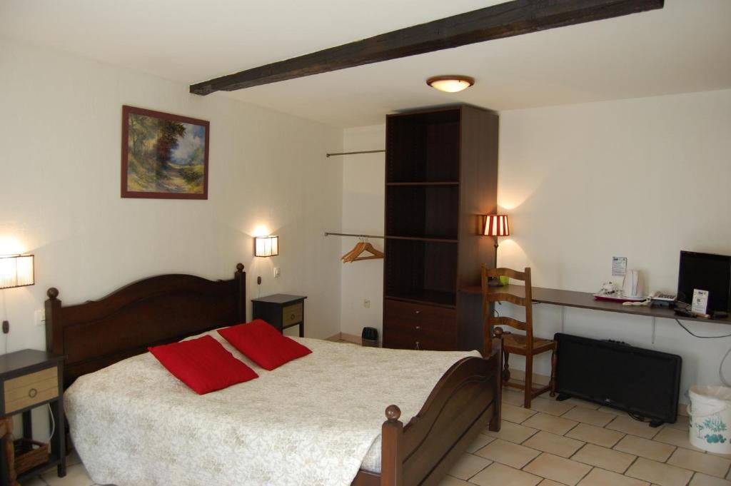 Auberge Du Bord Des Eaux - Demi-Pension Assuree Sur Reservation Saint-Amand-les-Eaux Quarto foto