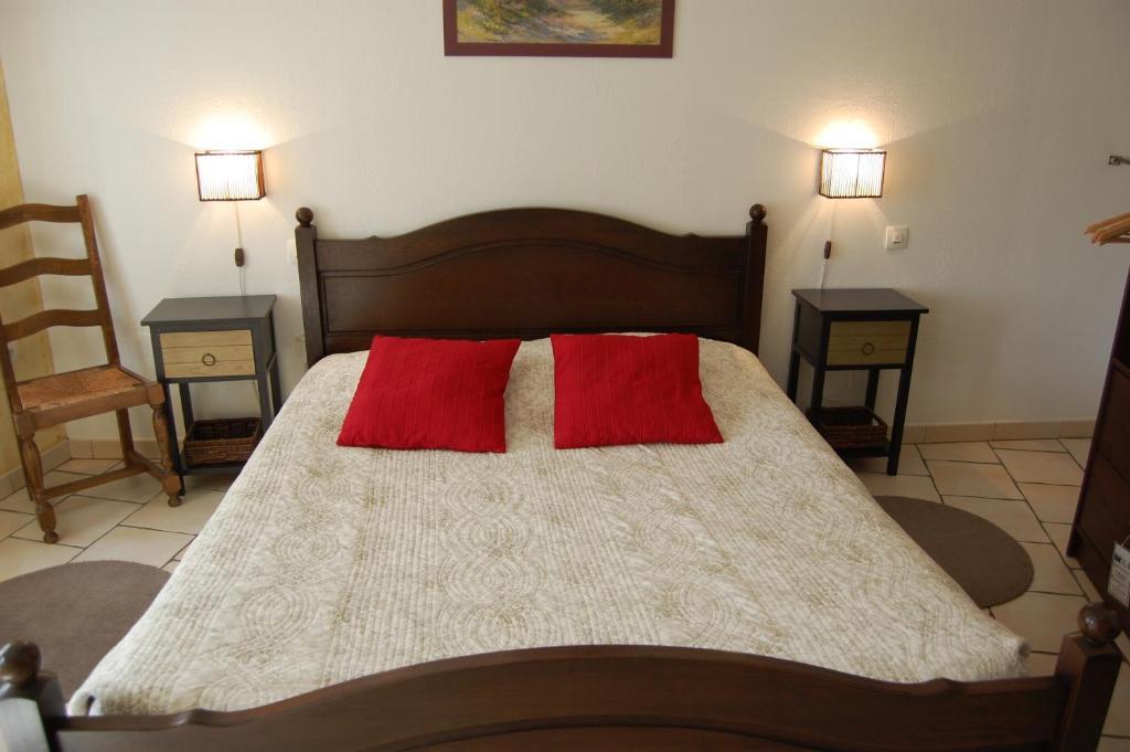 Auberge Du Bord Des Eaux - Demi-Pension Assuree Sur Reservation Saint-Amand-les-Eaux Quarto foto