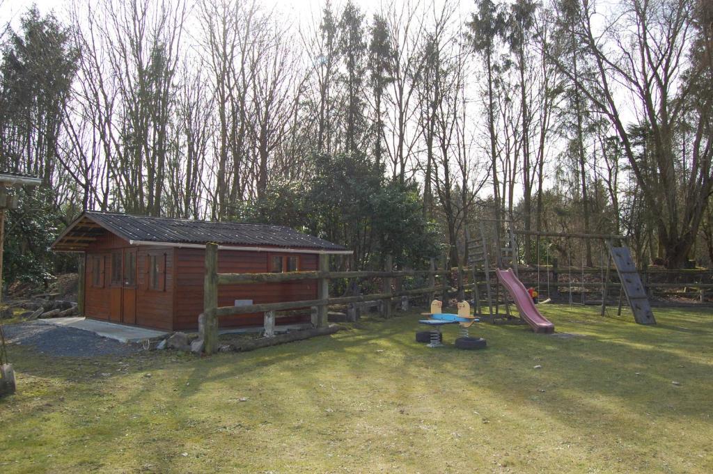 Auberge Du Bord Des Eaux - Demi-Pension Assuree Sur Reservation Saint-Amand-les-Eaux Exterior foto