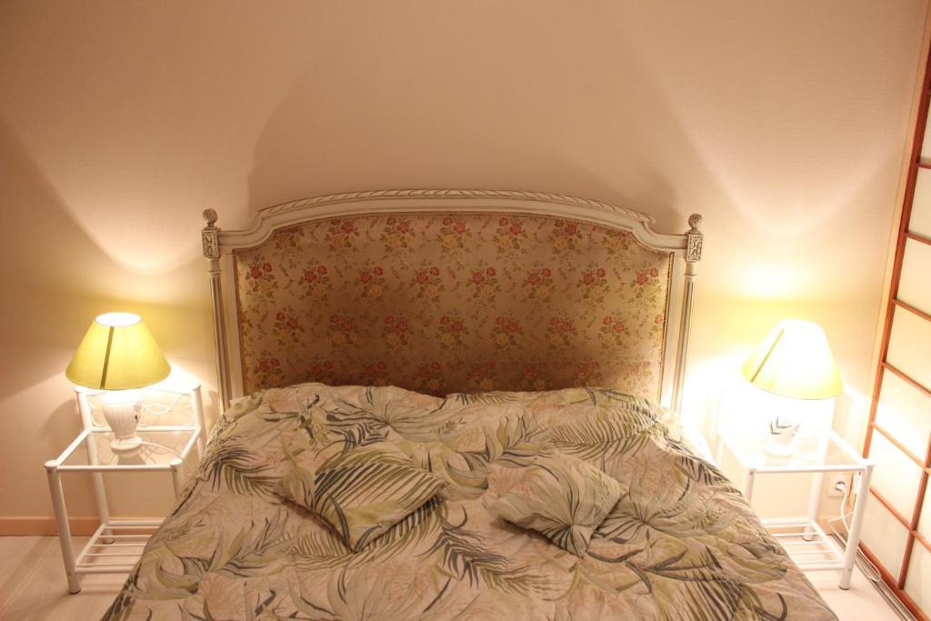 Auberge Du Bord Des Eaux - Demi-Pension Assuree Sur Reservation Saint-Amand-les-Eaux Quarto foto