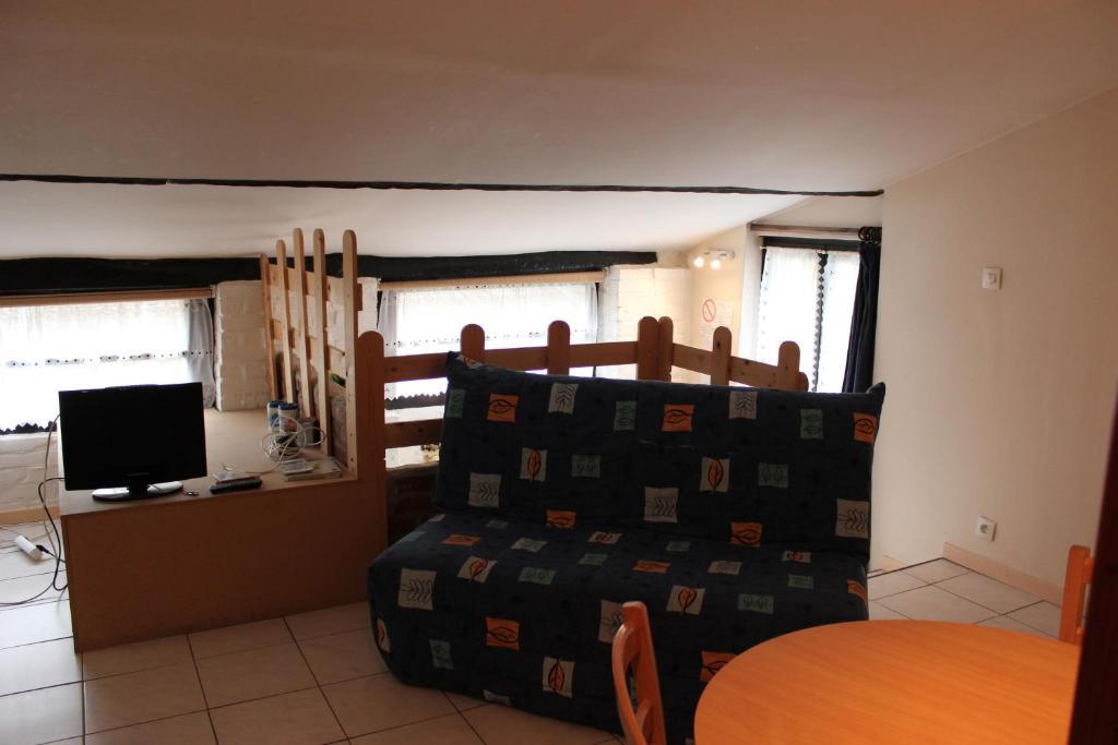 Auberge Du Bord Des Eaux - Demi-Pension Assuree Sur Reservation Saint-Amand-les-Eaux Quarto foto